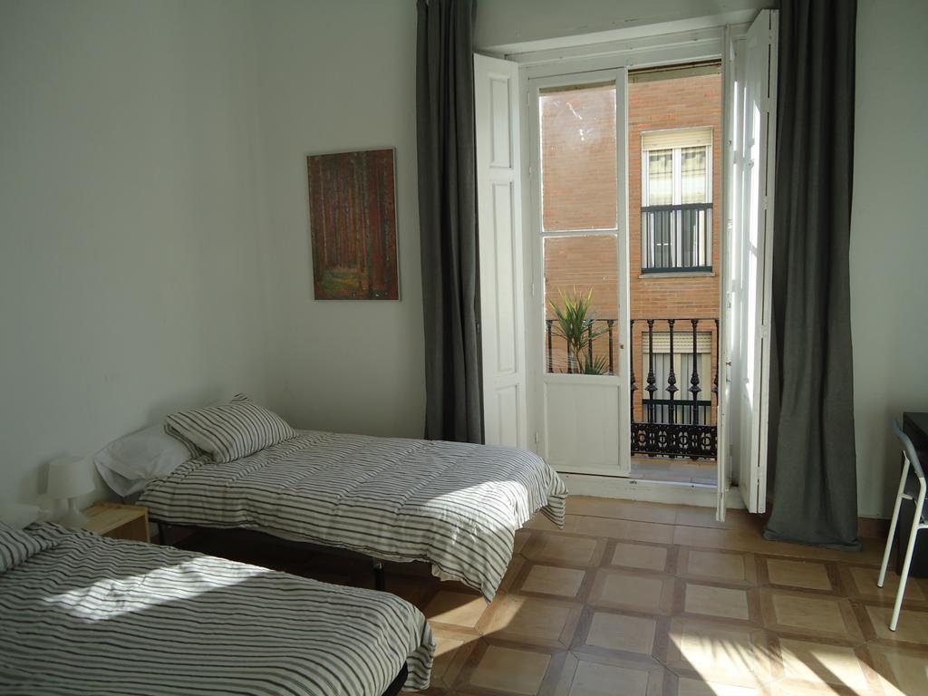 Guest House Martinez Montanes - Seville — Photos 3